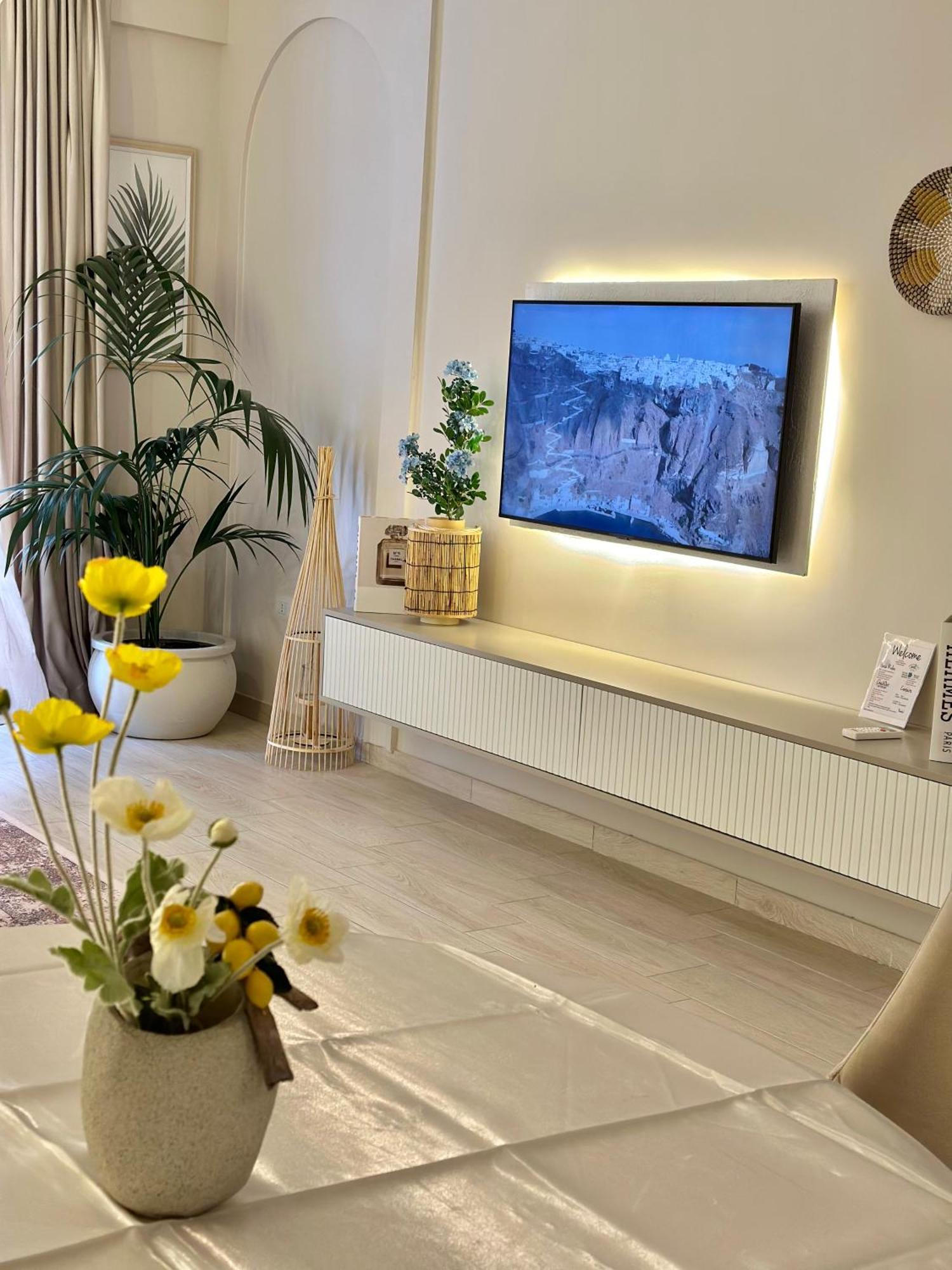 Lungomare Luxury Sea View Apartman