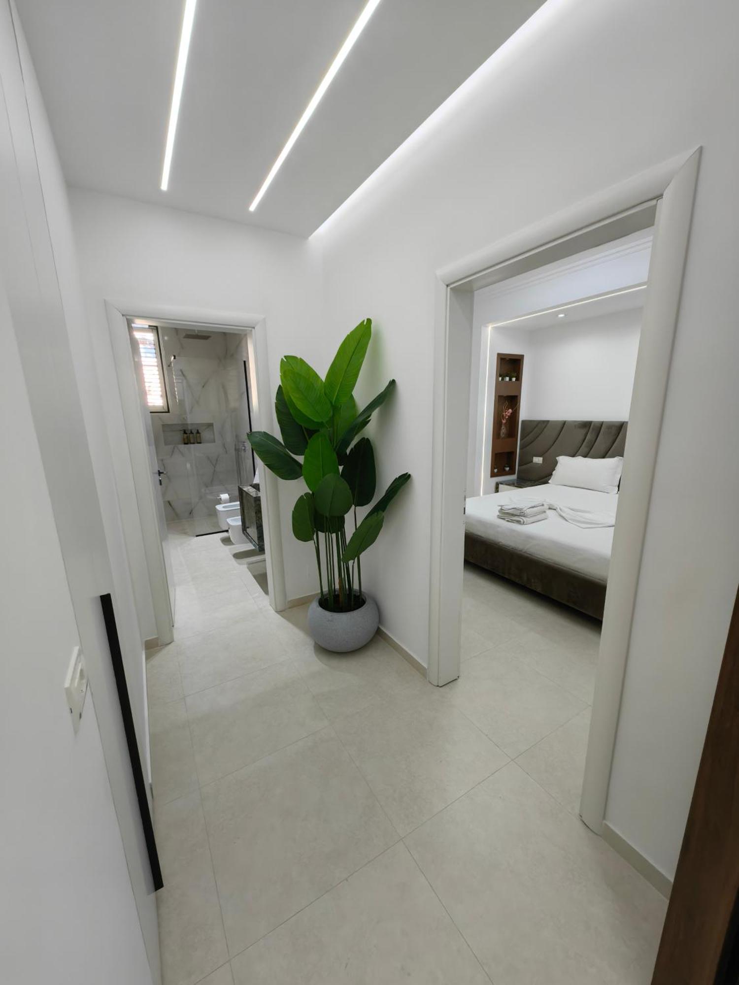 Lungomare Luxury Sea View Apartman Vlora